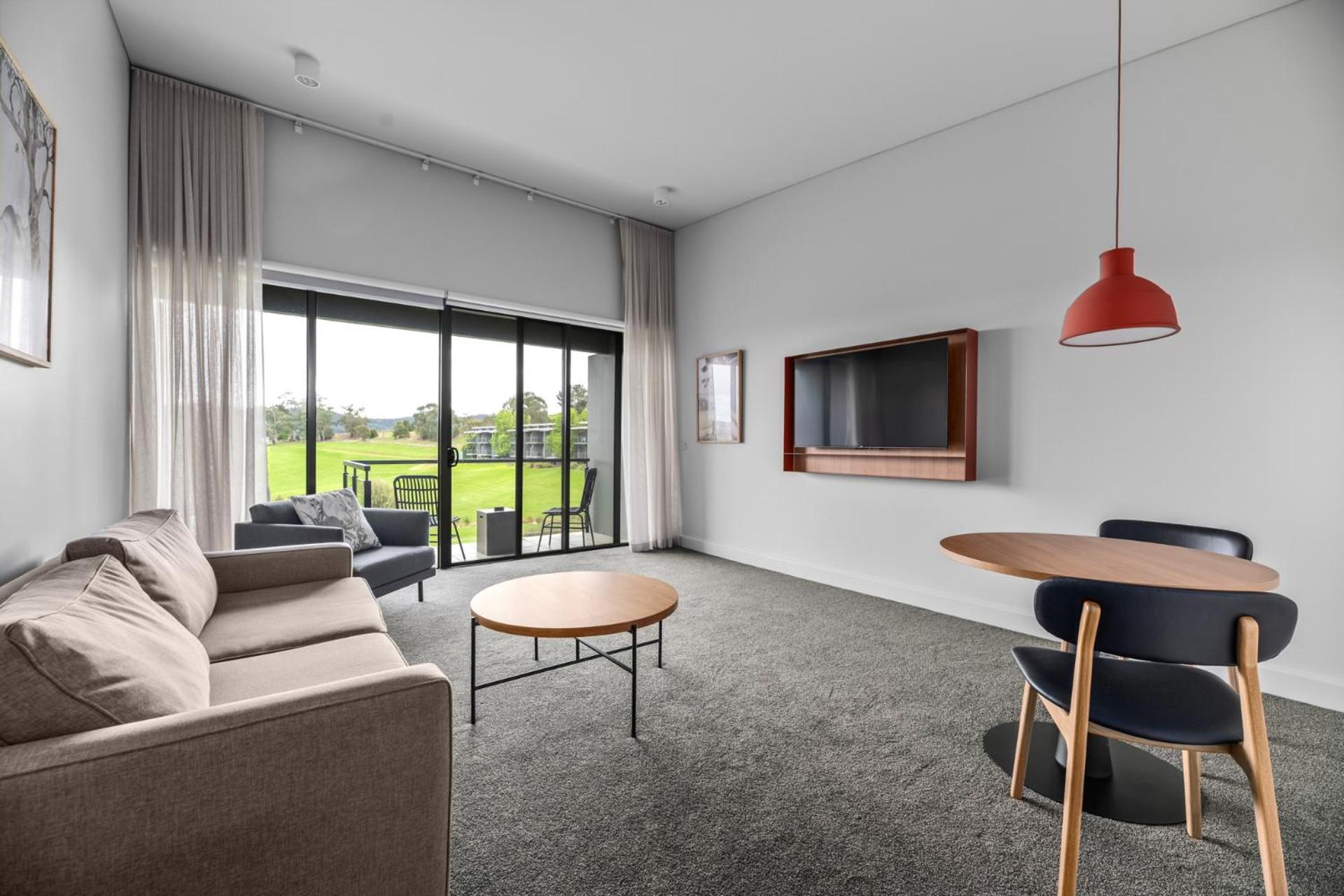 Balgownie Estate Yarra Valley Yarra Glen Quarto foto A living room with a television